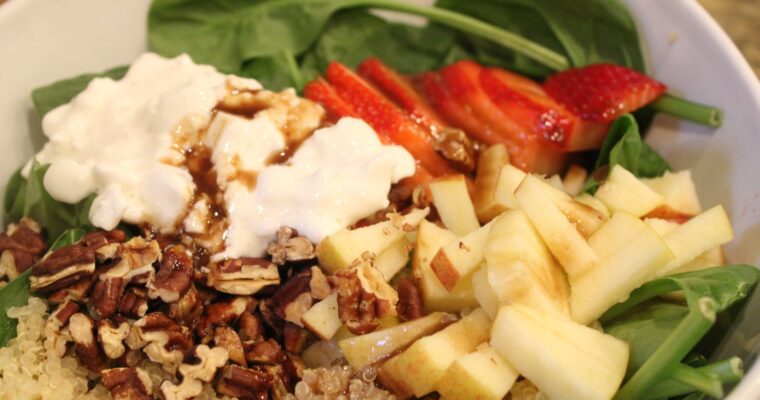 Strawberry Spinach Salad with Balsamic Dressing