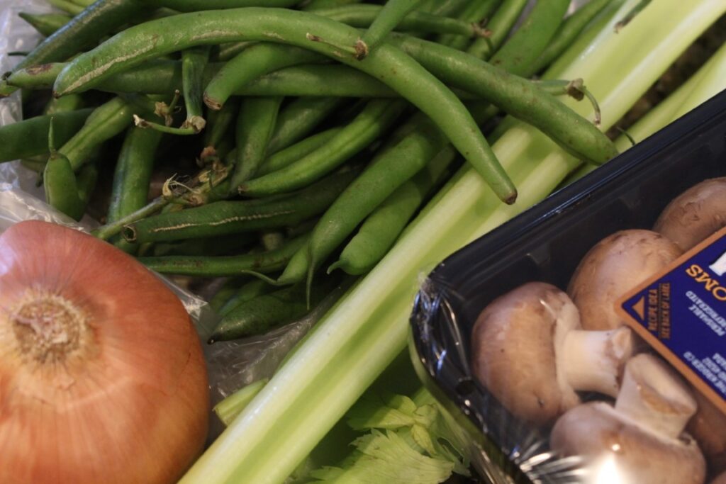 green beans, celery, mushrooms, and onion.