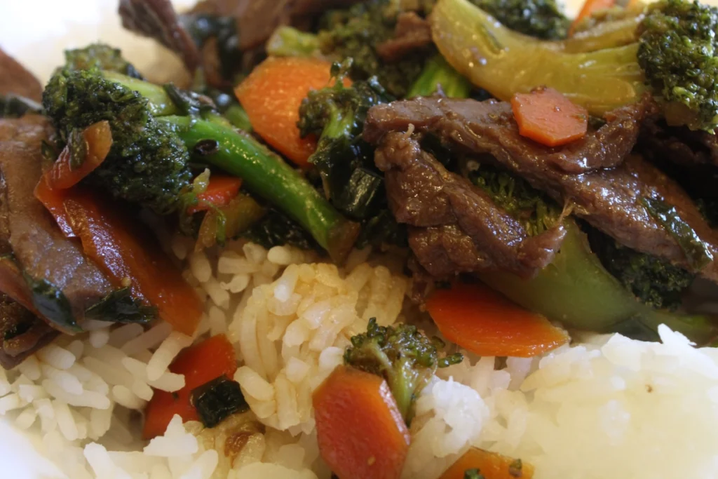 Beef bulgogi with vegetables served over rice.